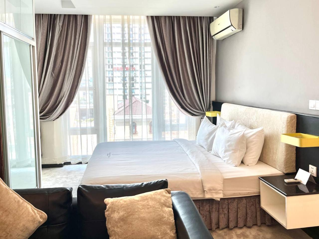 Naki Suites @ Silvertown Phnom Penh Ngoại thất bức ảnh
